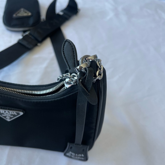 Prada Re-edition Cross Body Bag - Picture 10 of 16